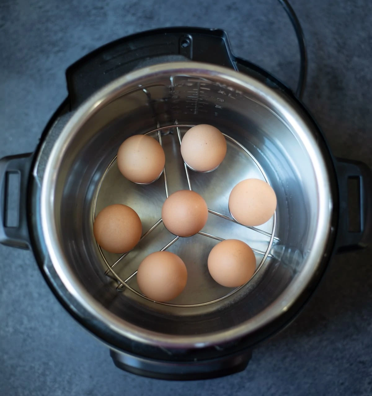 Eggs on an egg trivet in the instant pot
