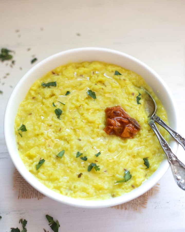 Instant Pot Khichdi (Indian Rice & Lentils) Piping Pot Curry
