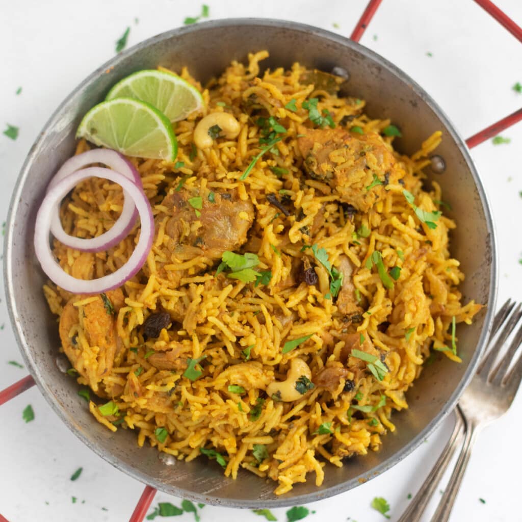 Chicken biryani in a bowl 