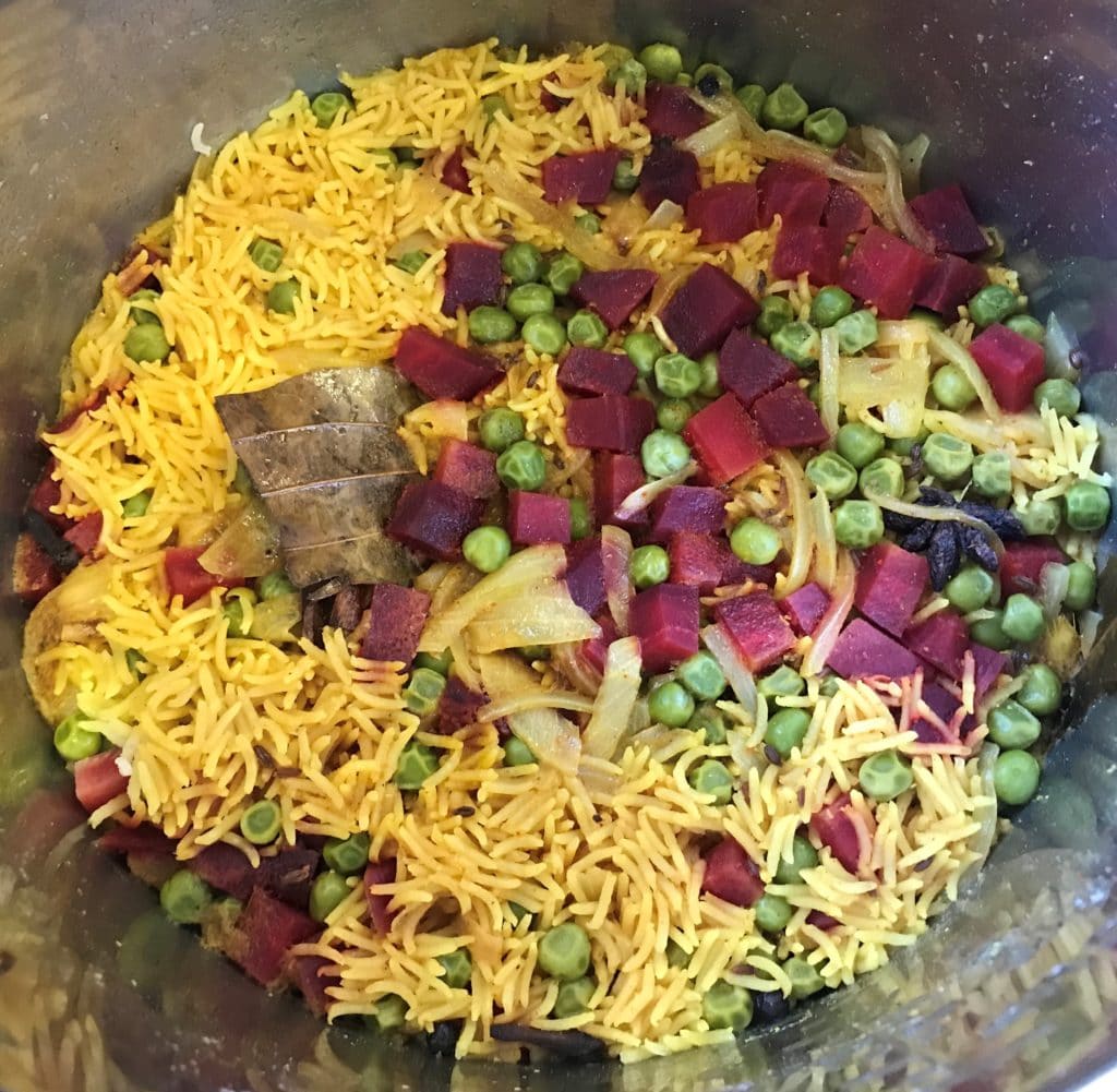 Beet Rice Pilaf / Beetroot Rice Instant Pot Piping Pot Curry
