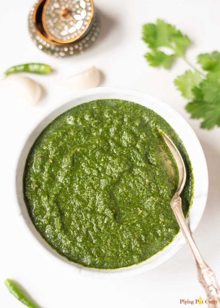 Mint Cilantro Chutney (Indian Green Chutney) Piping Pot Curry