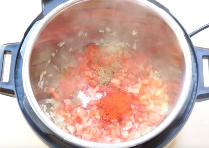 Dal Makhani Instant Pot - Piping Pot Curry-2 Add tomatoes and spices to make madras lentils in instant pot