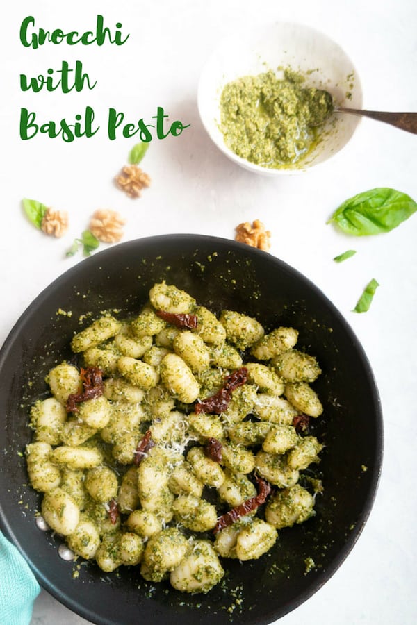 A quick and yummy meal, Gnocchi with Pesto Sauce. This can be prepared in less than 20 minutes for a delicious satisfying dinner for those busy weeknights. | #gnocchi #italian #recipe #pesto #easy #quick #dinner #potato | pipingpotcurry.com