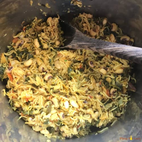 Black eyed peas and Spinach Pulao Instant Pot - Ready to eat Black eyed peas and Spinach Pulao Instant Pot - Ready to eat
