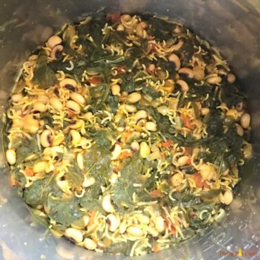 Black eyed peas and Spinach Pulao Pressure Cooker - Cooked