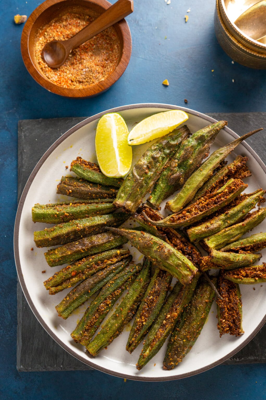 Bharwa Bhindi | Stuffed Okra - Piping Pot Curry