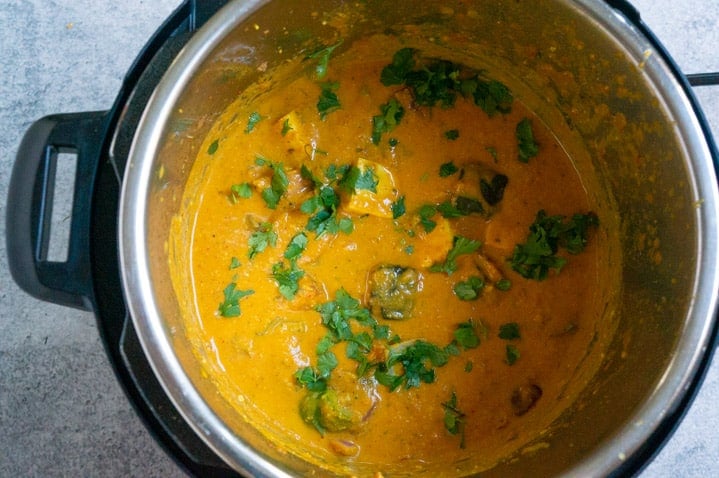 Paneer Tikka Masala in Instant Pot - 9. Garnish and enjoy Garnish and ready paneer tikka masala