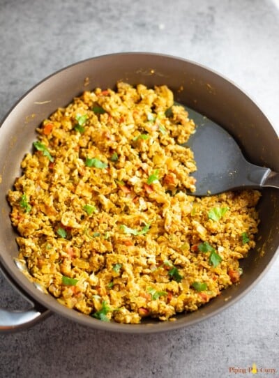 Perfect Egg Bhurji (Spiced Indian Scrambled Eggs) - Piping Pot Curry