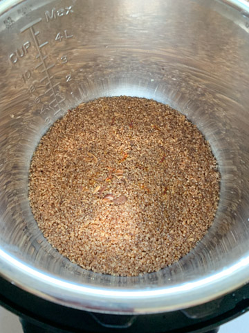 Cooked Broken wheat in instant pot