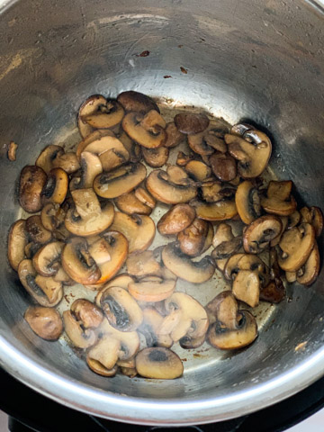 creamy mushroom pasta instant pot steps - Piping Pot Curry-2 Sautéed cooked cremini mushrooms