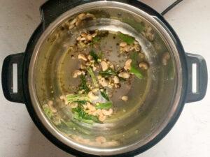 added cashews in intant pot