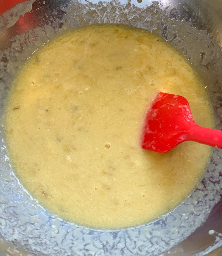 Healthy Banana Bread Steps - Piping Pot Curry-2 Batter with a red spatula