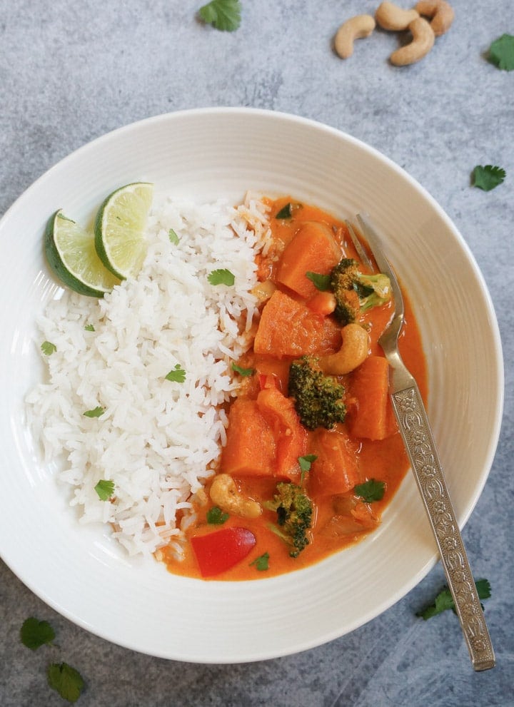 20 Incredible Vegan Curry Recipes - 35