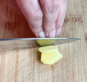 how to slice ginger