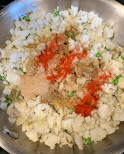 mashed potatoes topped with spices