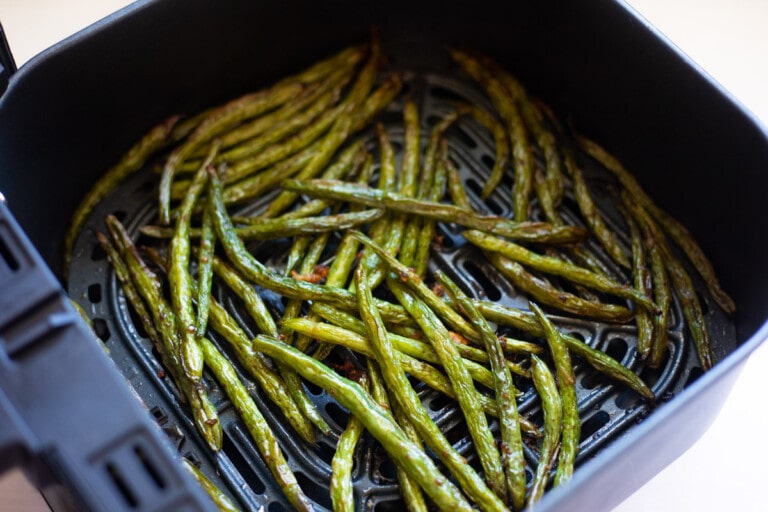 Air Fryer Green Beans with Garlic (Chinesestyle) Piping Pot Curry