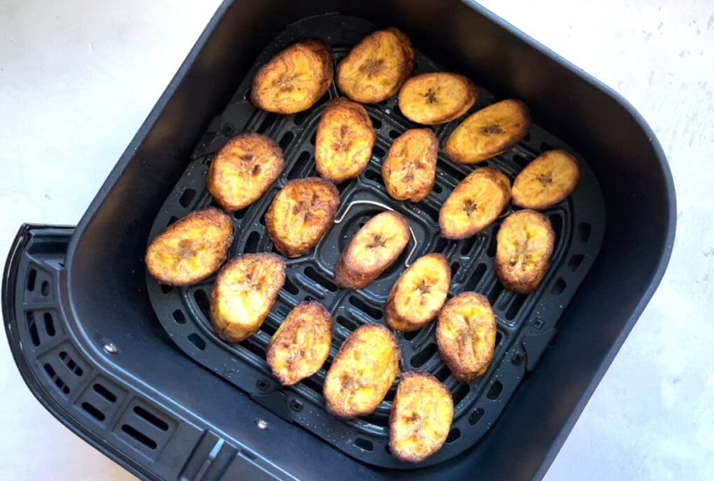 Plantains cooked in the air fryer
