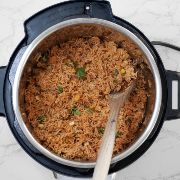 Easy Instant Pot Spanish Rice (Mexican Rice) - Piping Pot Curry