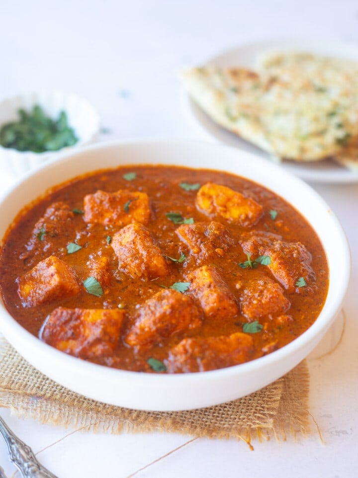 Paneer Vindaloo Piping Pot Curry