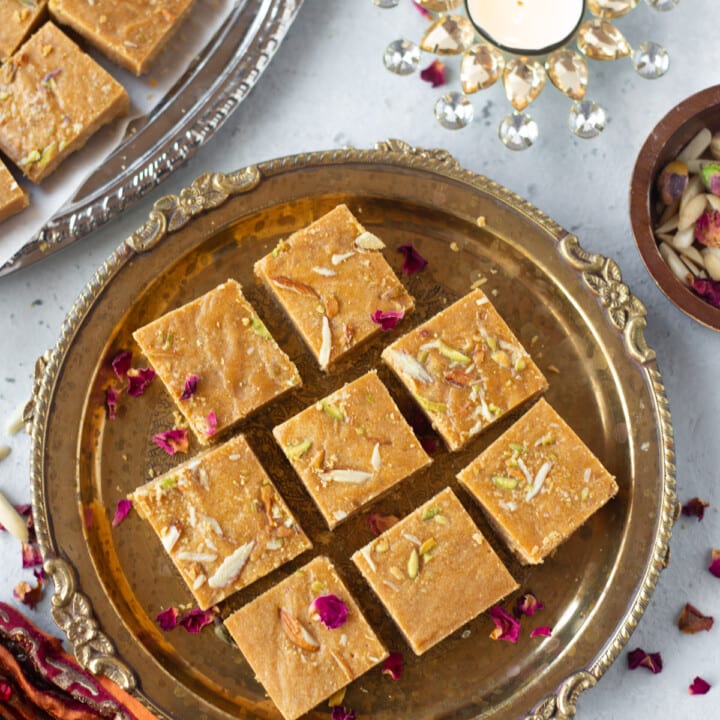 Besan Barfi (besan Ki Chakki) - Piping Pot Curry