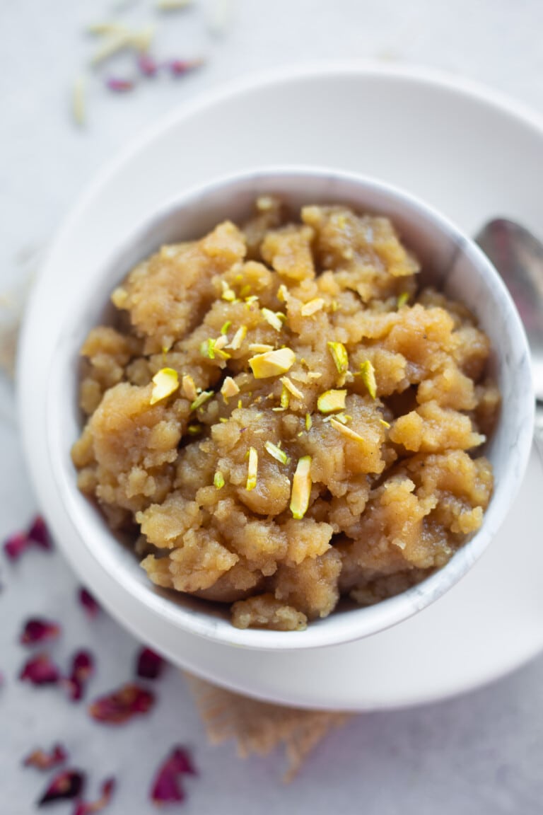 Atta Halwa Kada Prasad Piping Pot Curry