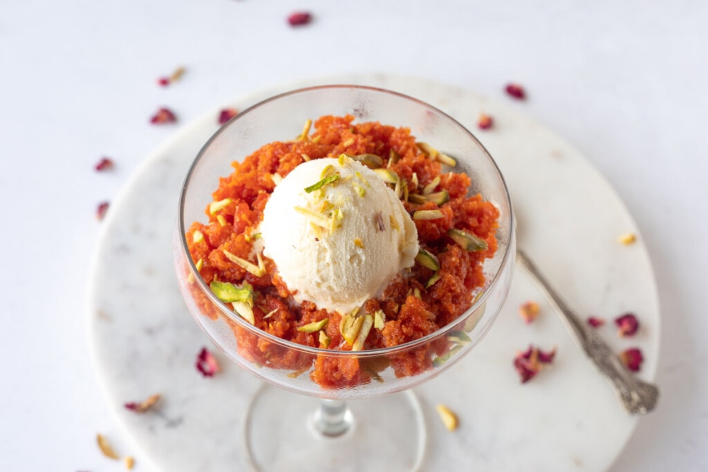 Carrot halwa with ice-cream 