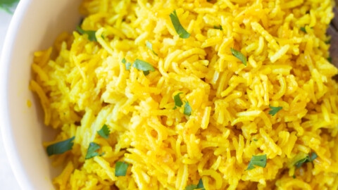Indian Turmeric Yellow Rice - Piping Pot Curry