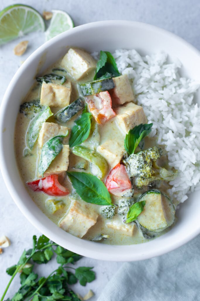Tofu & Vegetable Thai Green Curry with jasmine rice 