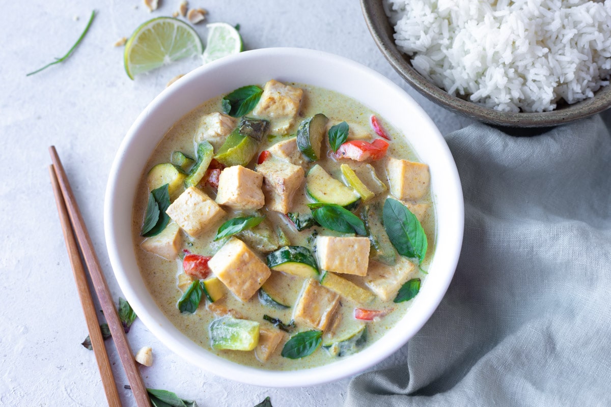 Thai green store curry tofu eggplant