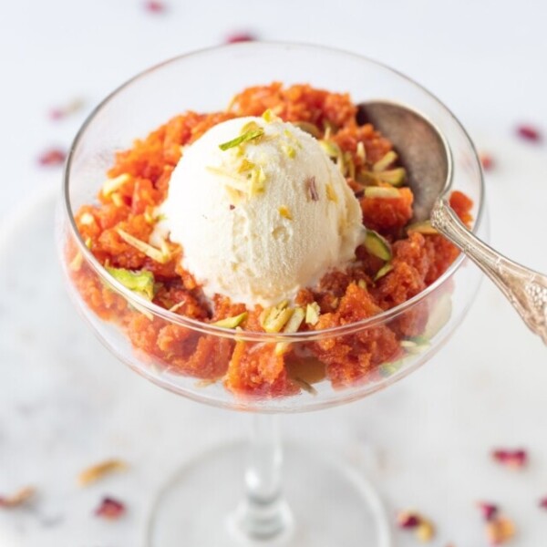 cropped-Carrot-Halwa-with-ice-cream-Piping-Pot-Curry.jpg
