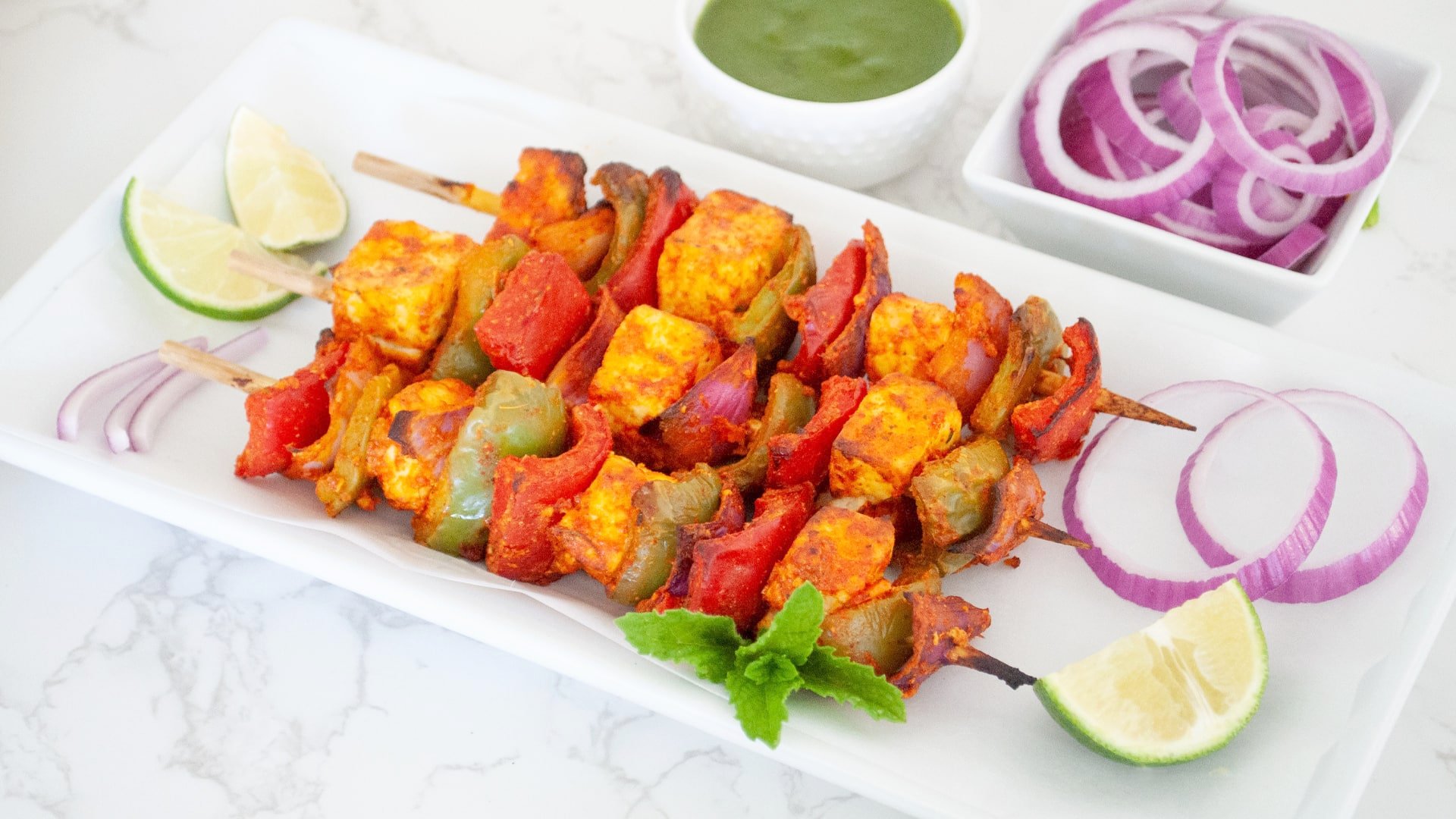 Low carb Paneer tikka masala in a white plane