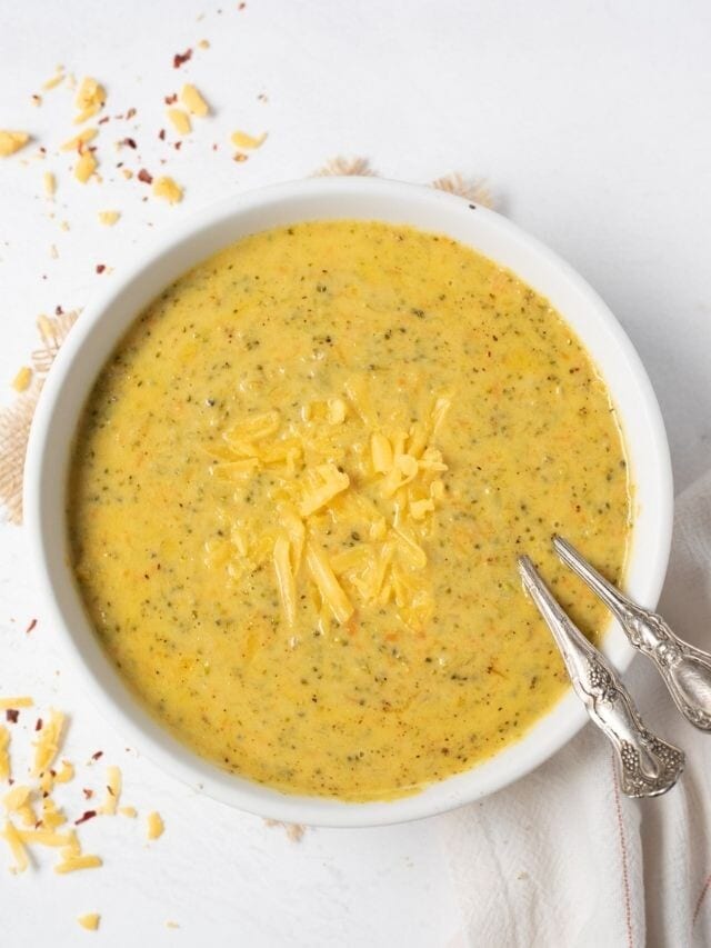 Instant Pot Broccoli Cheddar Soup