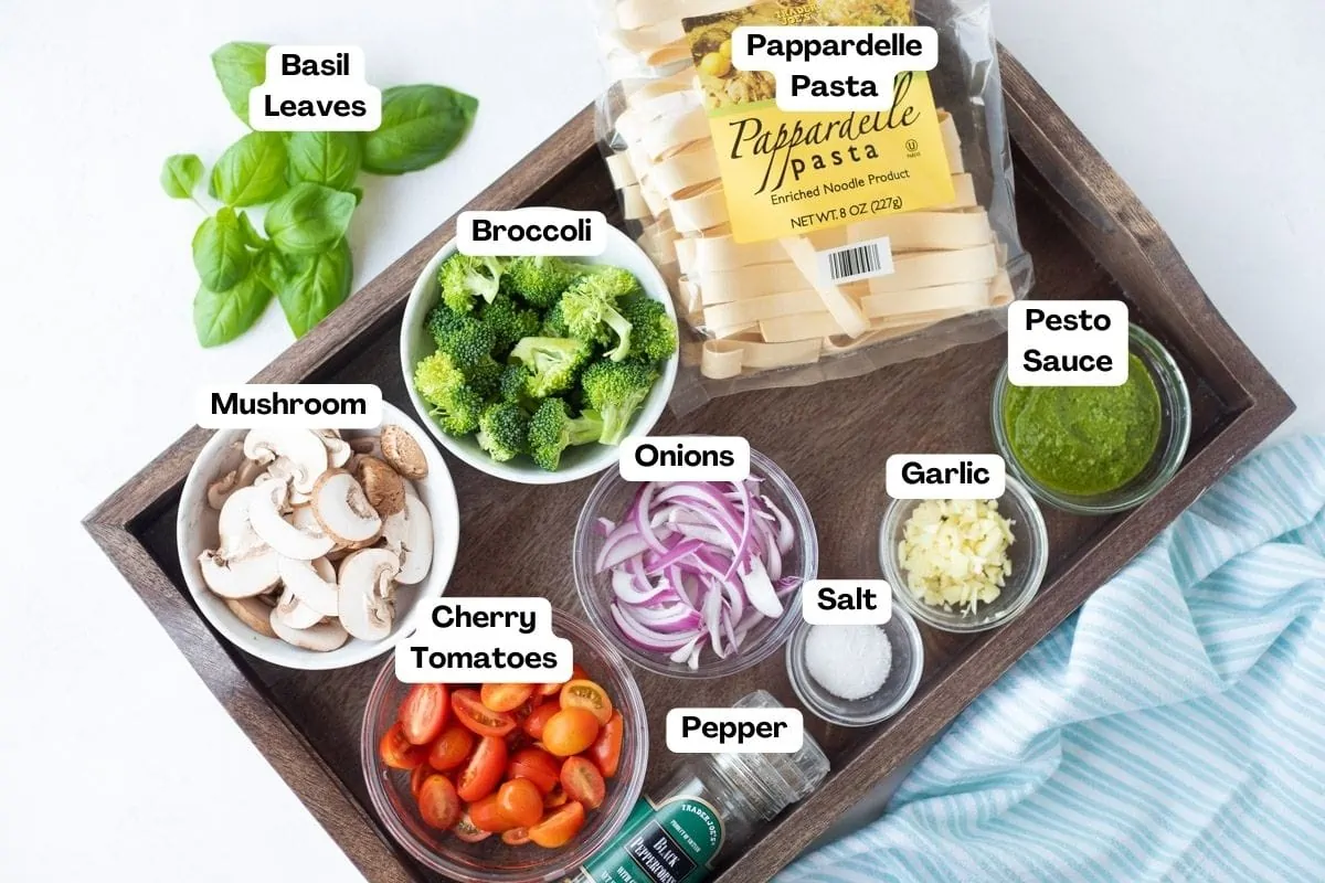 Ingredients to make pappardelle pesto with vegetables 