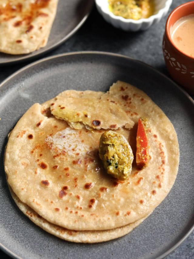 Paratha in a serving plate