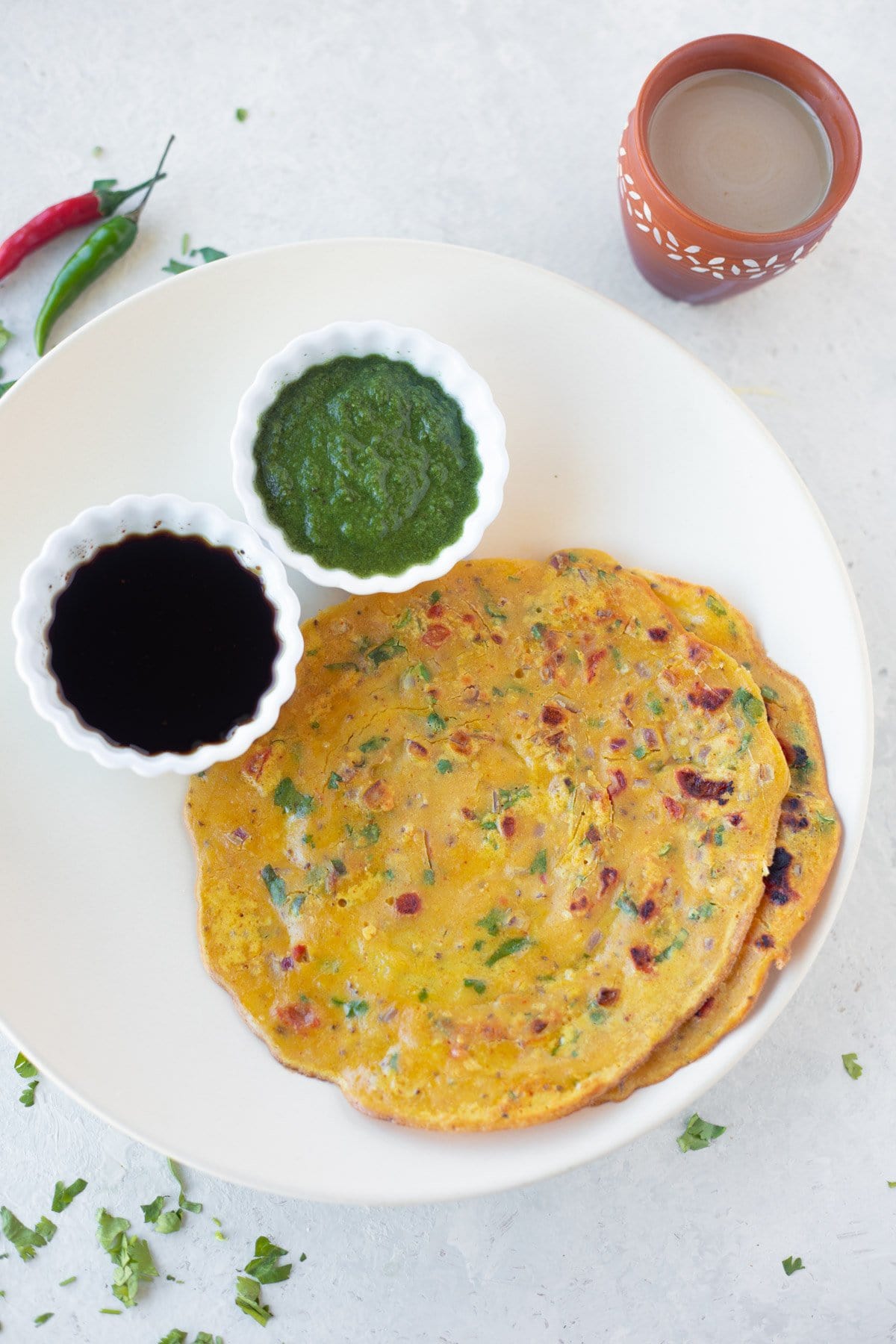healthy high-protein Besan chilla with chutney