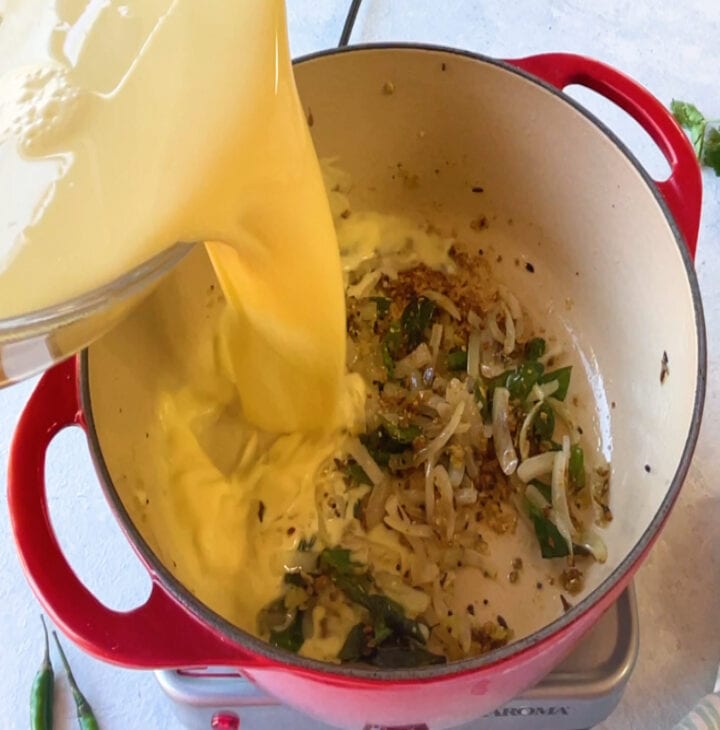 add the yogurt mixture to the pan