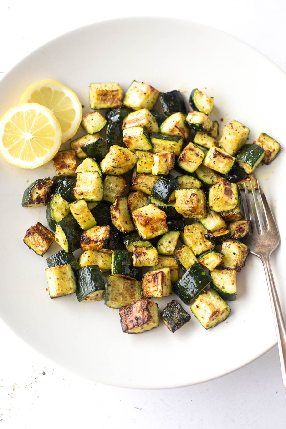 https://pipingpotcurry.com/wp-content/uploads/2023/02/Air-Fryer-Zucchini-Piping-Pot-Curry.jpg