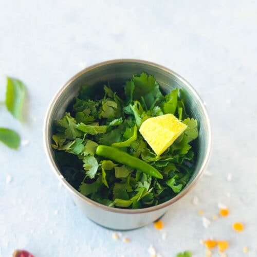 Coriander Coconut Chutney (Green Coconut Chutney) Piping Pot Curry