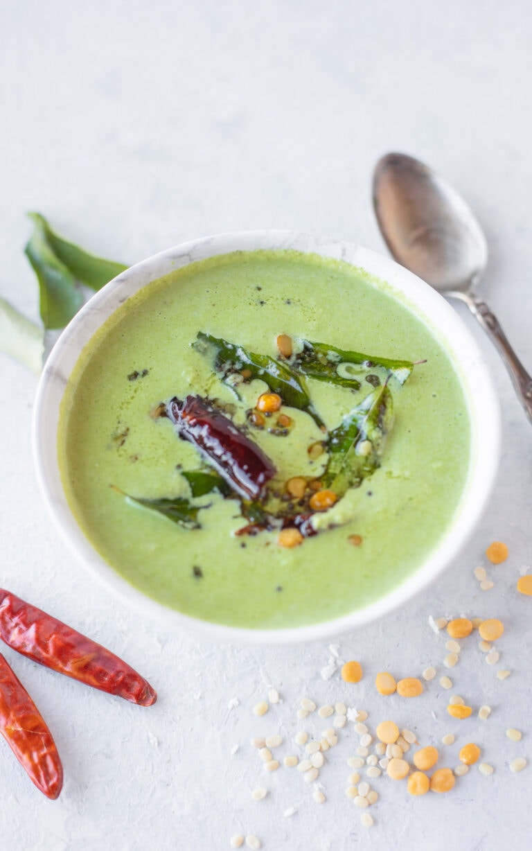 Coriander Coconut Chutney (Green Coconut Chutney) Piping Pot Curry