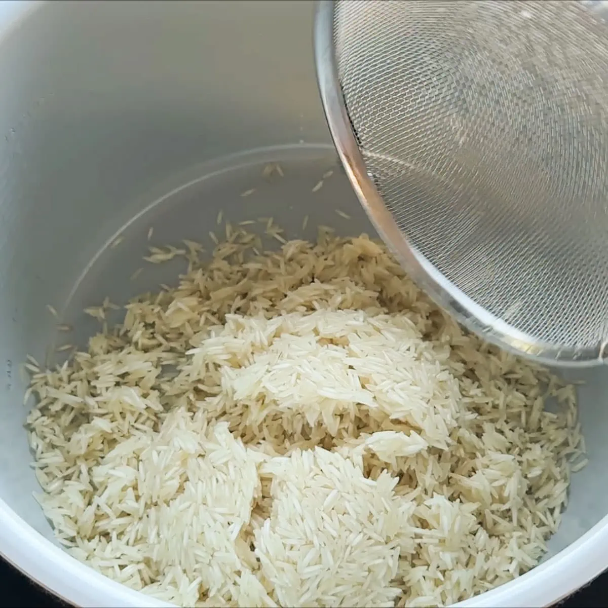 add rice to the pot