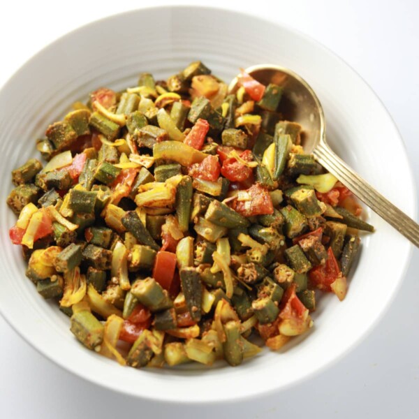 12 Best Indian Okra Recipes (Bhindi Recipes) - Piping Pot Curry