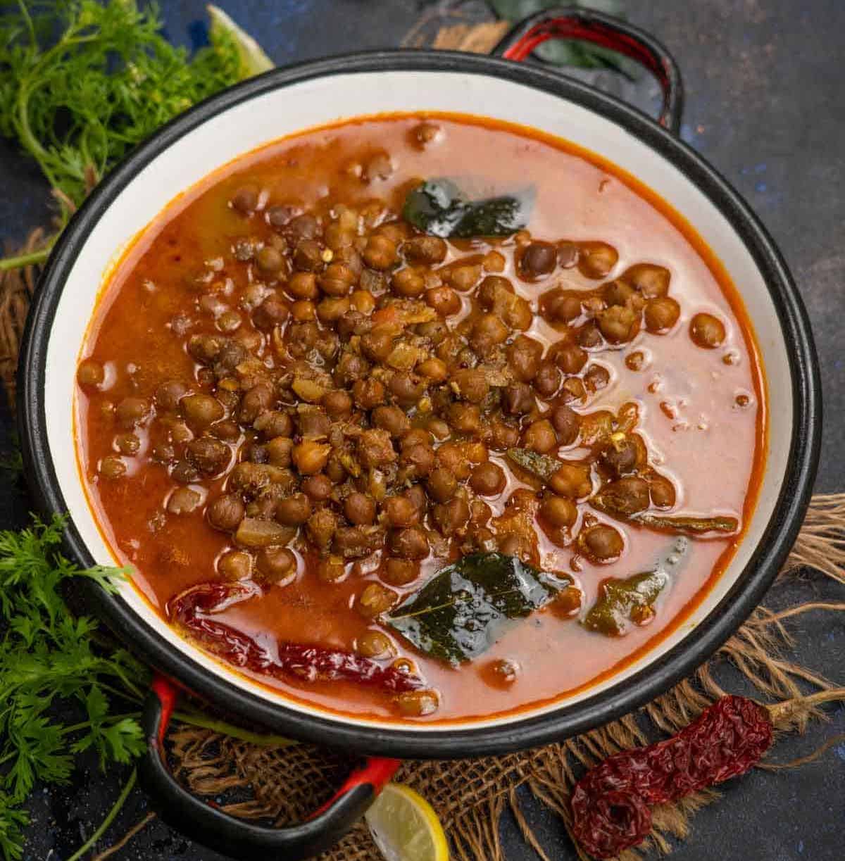 Kadala Curry in a pot