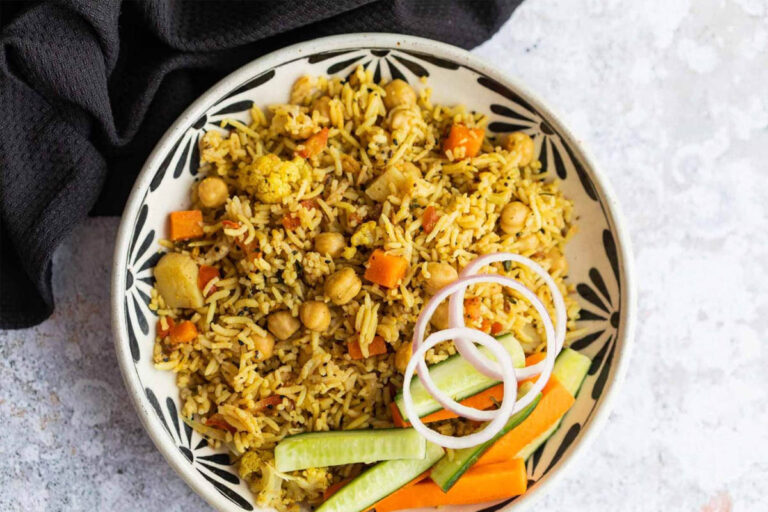24 Amazing Indian Chickpea Recipes - Piping Pot Curry