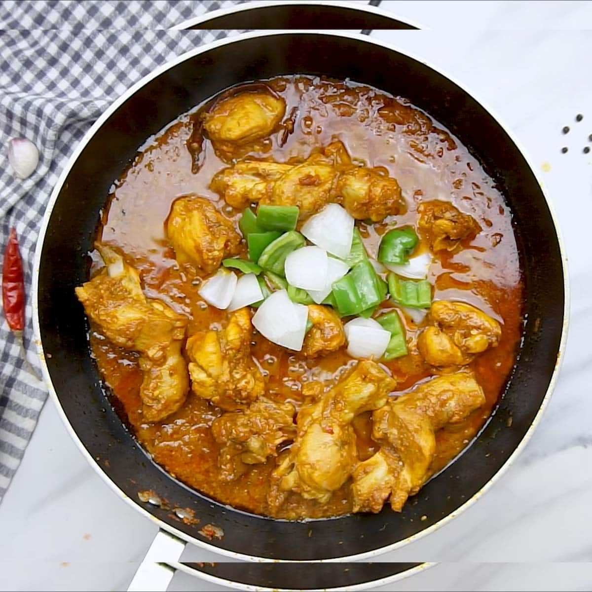 Restaurant Style Kadai Chicken - Piping Pot Curry