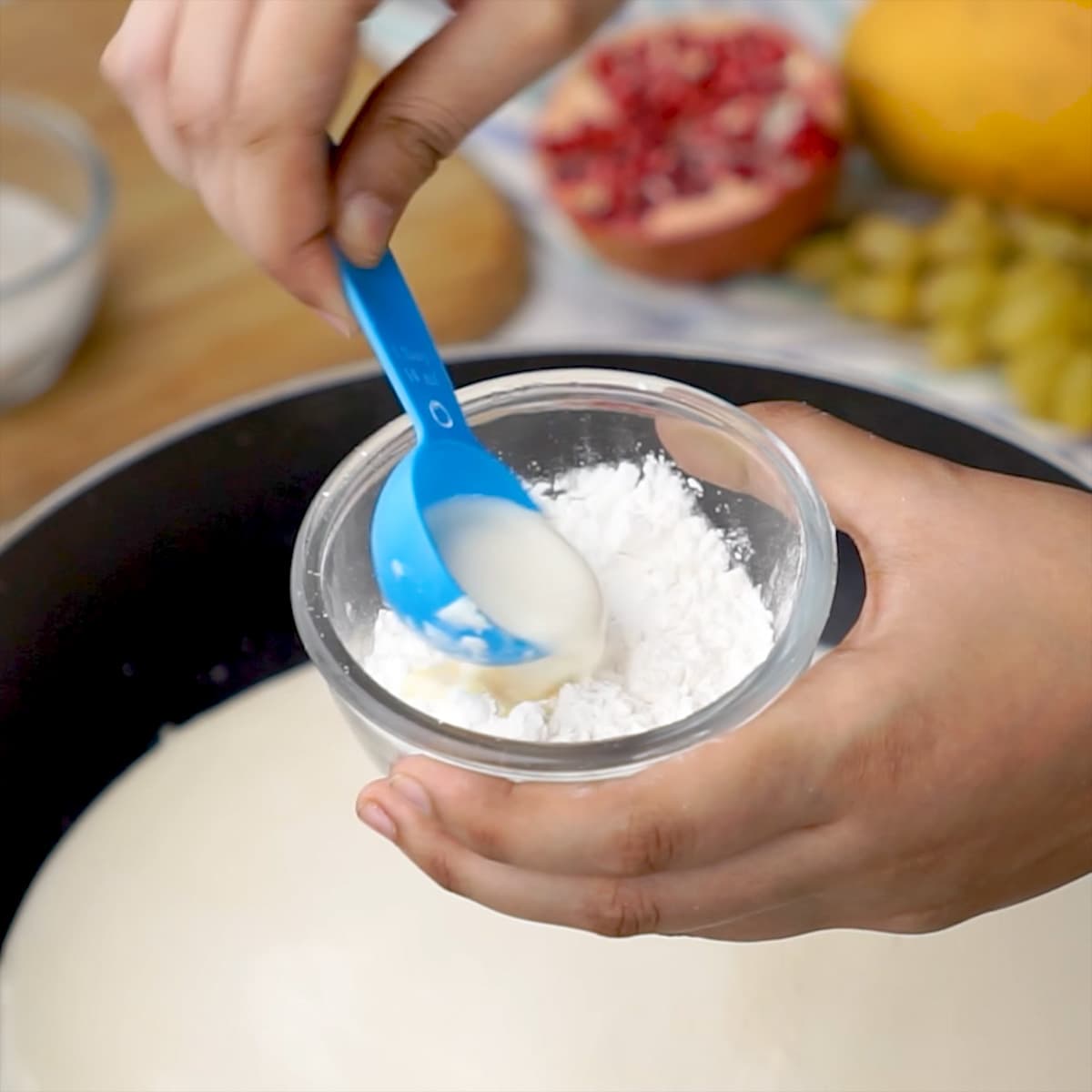 Add milk to the custard powder
