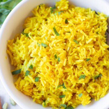 Indian Turmeric Yellow Rice - Piping Pot Curry