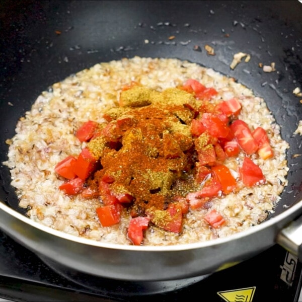 Methi Chicken (Murgh Methi) - Piping Pot Curry