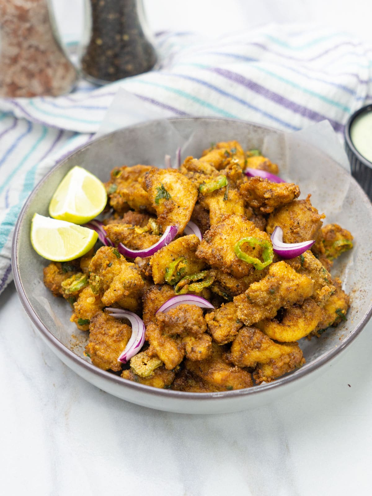 Crispy chicken pakora in a bowl