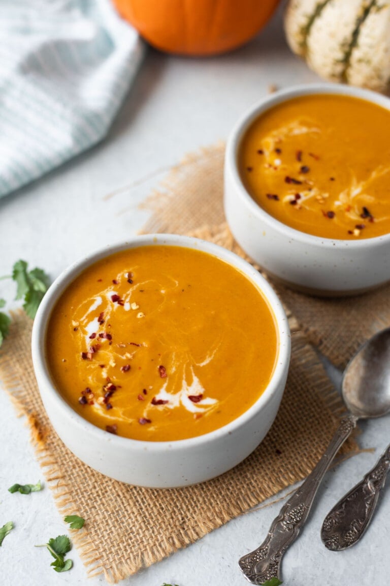 Pumpkin Carrot Soup (Spiced, Creamy & Vegan) - Piping Pot Curry