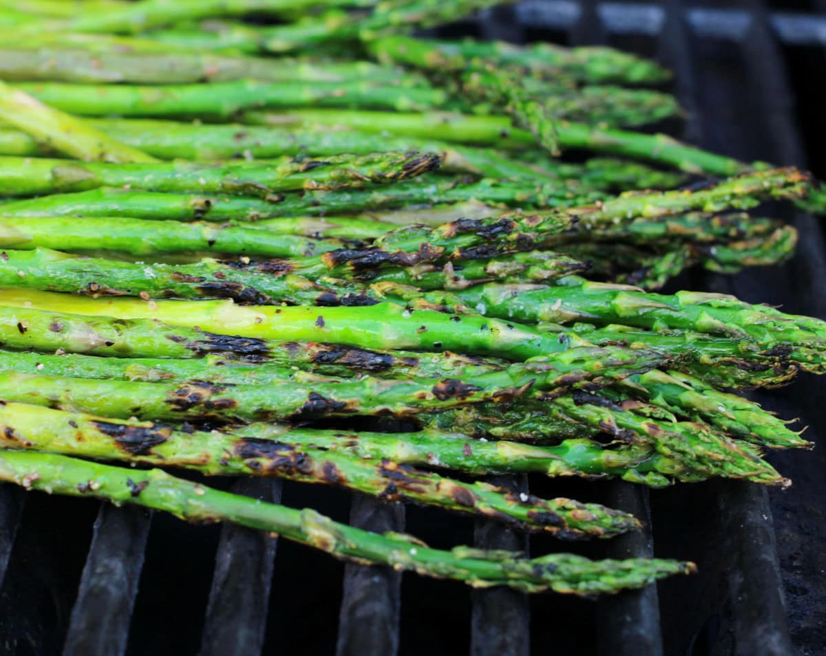 How to Grill Asparagus  - 37